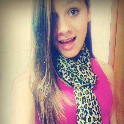 Quando o amor nos encontra e toma conta de nossa alma, não adianta lutar, é melhor deixá-lo comandar a nossa vida!