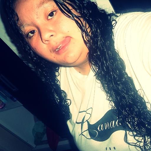 O mundo lá fora te julga, te condena e te incrimina, e a verdade é que nenhum te conhece. Mas isso não importa pra eles. :*