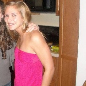 Avid foodie, runner and wellness extraordinaire. Registered Dietitian. Keene State College Alumni @keenestatecollege.