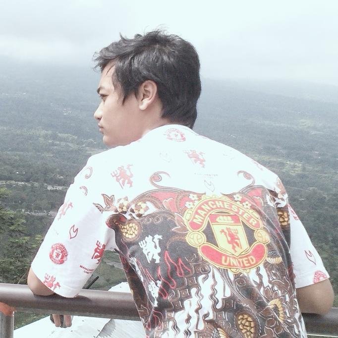 line: nurhakimyogifahrezy || Red Army Indonesia || 010996 || 

visit blog : http://t.co/Q63R7gg6M1
