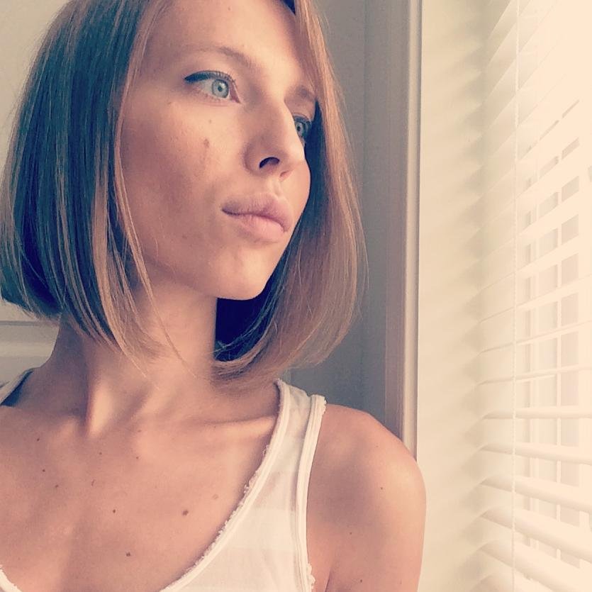 Leelooworld17's profile picture. graphic designer and artist who               loves all things beautiful