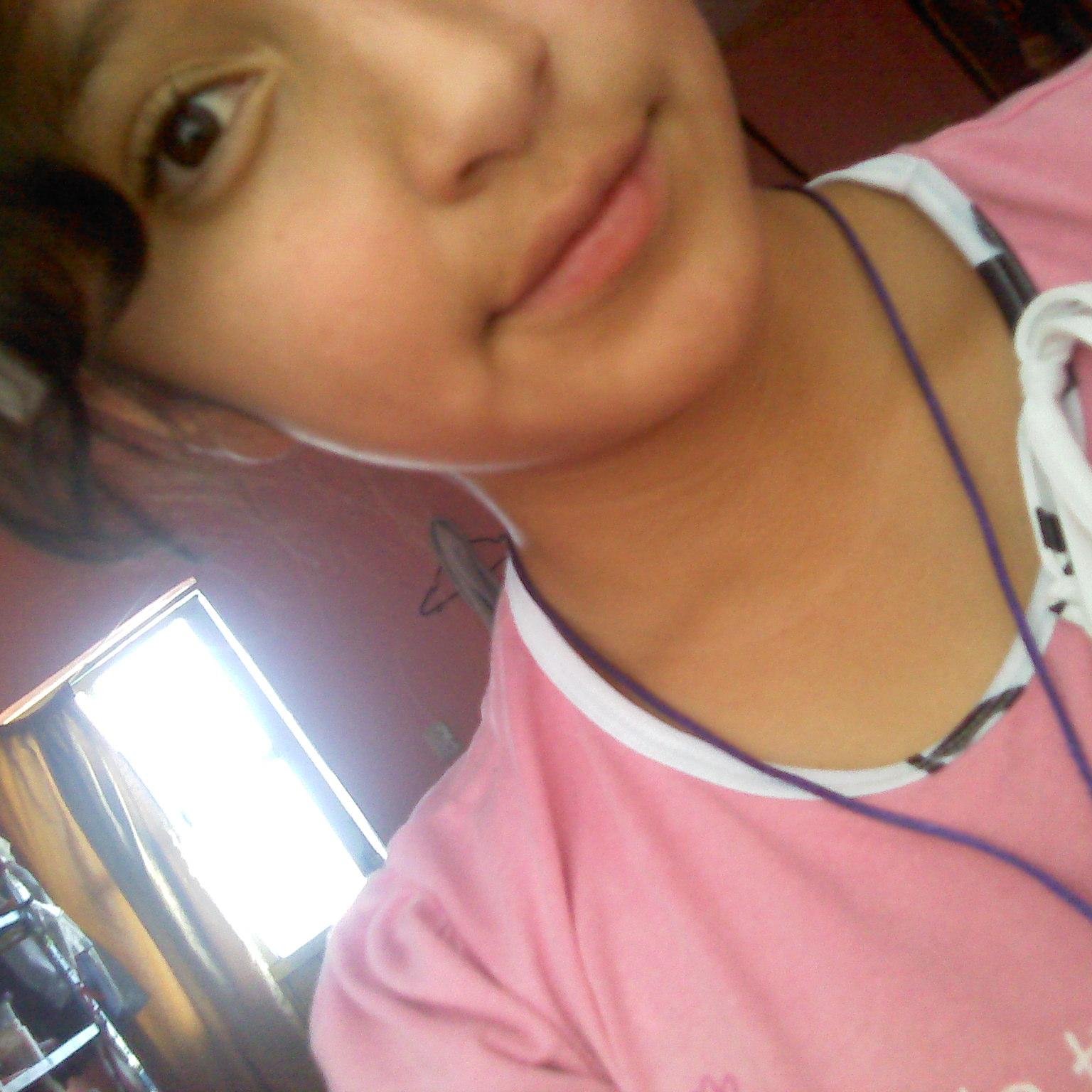 yolanda_isa's profile picture. Soy Belieber, Mahomie, Hoyer && Beaster Esos Son Mis Fandoms & Me Encanta Permanecer A Ellos 
Justin, Austin, Alex & Becky G Los Amo