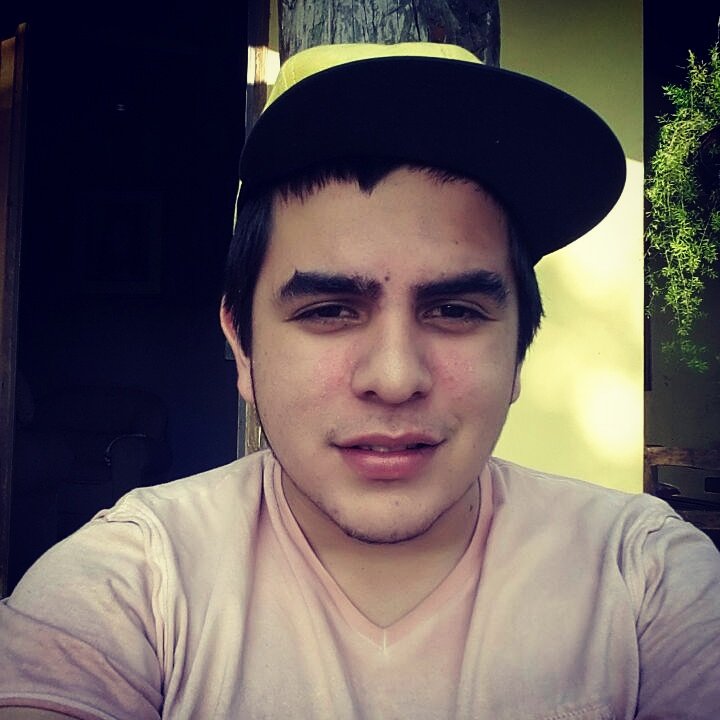 combo doble cuarto me hace Feliz . instagram: alexandro098