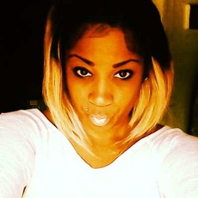 593cae2c3fea495's profile picture. Young successful sexy chick