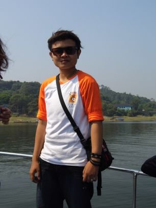 Tegas,pantang menyerah, telaten , berdo'a komitmen dan berjuang salah satu pedoman untuk meraih kesuksesan, My life My Adventure☇do'a ibu