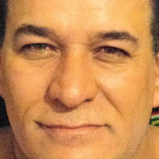 sou amante da natureza e da paz, procuro novas amizades, gosto de ler, viajar, e assistir filmes