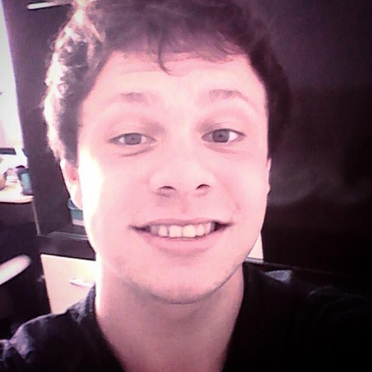 Nao tenho tempo pra nada , ser feliz me consome!