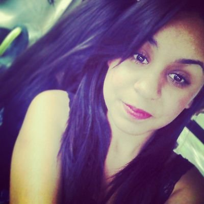 Rayra Almeida  .17 anos , nada melhor que a bênção de Deus !  beijos