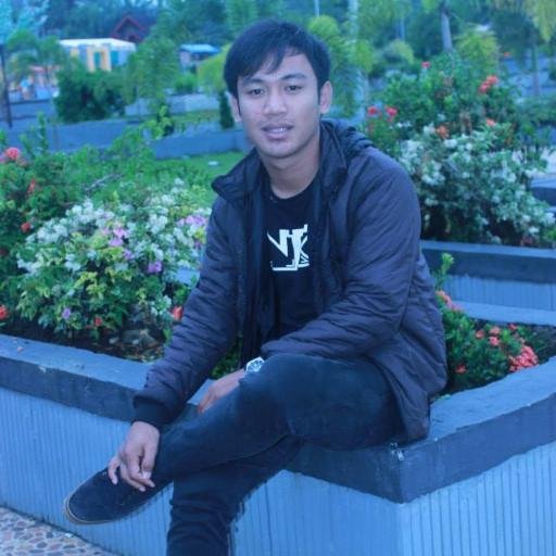 LIFE IS LEADRENG
i'ts my life eyes of the word.