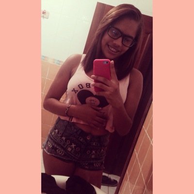@nicolemedinah , bff @_sencilloherhs_