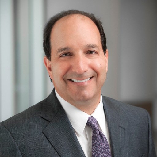 One of Texas' most experienced Cosmetic Plastic Surgeons, he served on #HarvardMedicalSchool faculty and is well known for his #Facelift technique.
214.389.9797