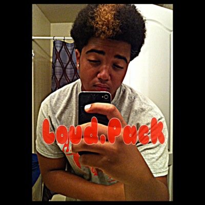 Singlee 
- kik Mr__Drizzy
- Im just a young real nigga