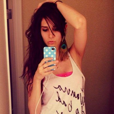 My name is Jenna. Im a pretty cool person. We should talk!