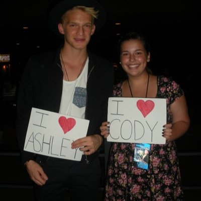 Normal guys like to sleep in their boxers,my idol,yeah he likes to sleep in his jeans. Insti: xoAshley143