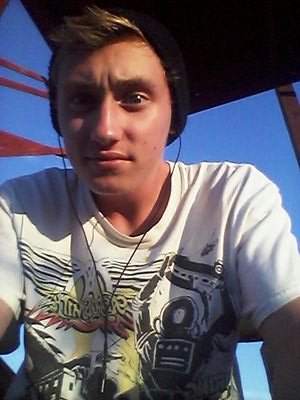 theskatemaster's profile picture. I hate everything that isn't music, skateboards or pizza      tumblr:whydoihavetodo-this instagram:teenage_motherfucker