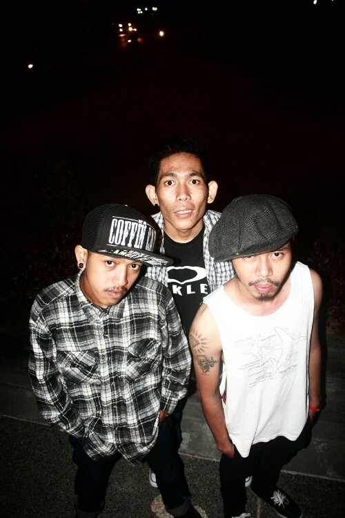 Guitar/voc of @SUMMER_THIRTEEN