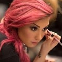 yayyyy FREE FOLLOW from @fivedemetria