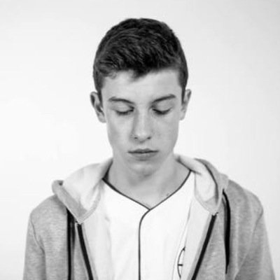 This is the Army 4 our one and only Mendes. Check out his EP! It's on iTunes go check it. Love you Shawn Mendes! So baby be the life of the Party...