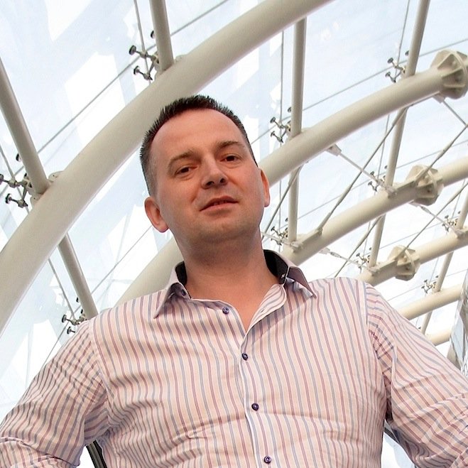 SUNDIAMORE's profile picture. SUNDIAMORE love a wounderful jewelery - the ability to open relations and the ability to take care of them. From 1991 we make your giftsbeing really special!