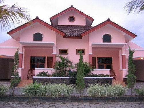 Atrium Resort & Hotel | Jl. Soepardjo Rustam - Sokaraja Purwokerto Jawa Tengah | (0281) 6844040 / 6844041/ 081226788788 |