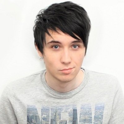 follow @lighthowell ily