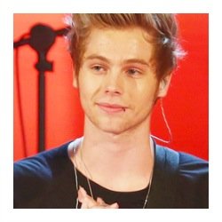 this is an account just for voting for 5sos ā¤ļø rt lots of stuff, the boys really deserve this