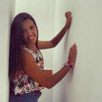 Llorar sin lágrimas, gemir sin grito y amar por escrito./ inmejorables S18