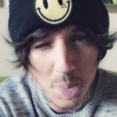 hey my names kristian and i like bands.