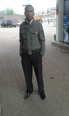 Mosehn's profile picture. AM WHOM I AM.......God is ma Protector.