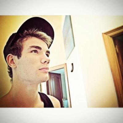 frutoos_10's profile picture. Instagram frutoos_10