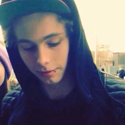 berginnn6's profile picture. Please rt the link https://t.co/ffQYm4zYle free follow from @ImLegal5SOS