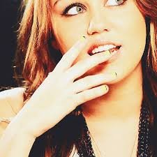 Forever smiler

@MileyCyrus