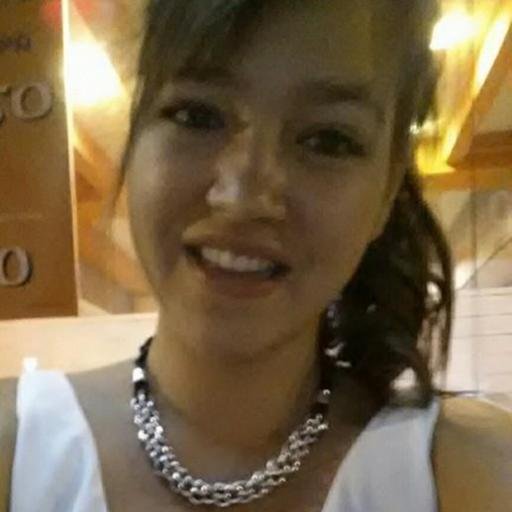 YeyisPG's profile picture. 21 ♋                                                              Estudiante de Derecho. Experta en tropezar con la misma piedra.     R.Madrid C.F