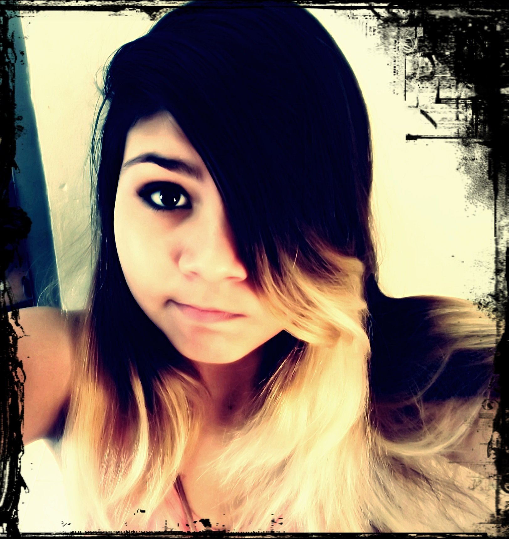 ~ α gαrστiทнα iмρєrƒєiτα,
αqυєℓα qυє cнσrα ∂є ∂σr,
αqυєℓα qυє נá sσƒrєυ ρσr αмσr,
αqυєℓα qυє sαвє sє αrrєρєท∂єr ♥