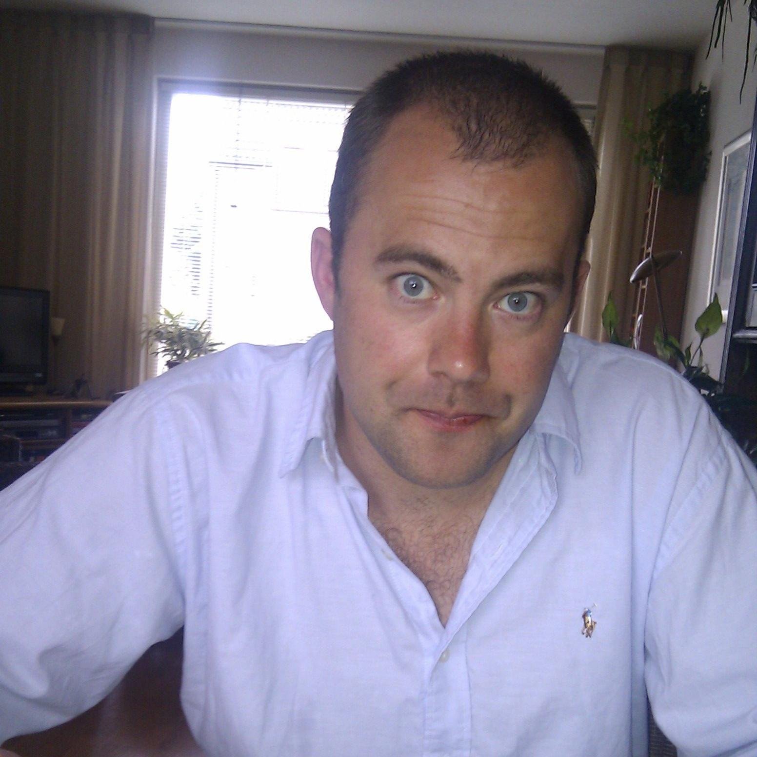 Freelance-verslaggever, voor onder meer BDU en HDC Media. Zot op reizen en sport.