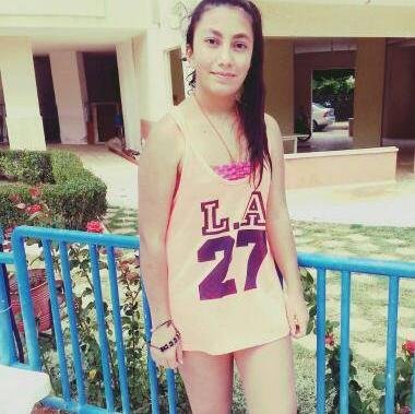 ilayda633's profile picture. Hey ! Ankara'da yaşıyorum falam filam . Çikolata Müzik . Ve bir de yastığım  *-* Takip ^-^