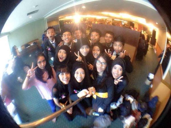 naufalramdhnn's profile picture. http://t.co/fIVliNTsQr 
twitter ku yg kedua setelah @naufalramdhn