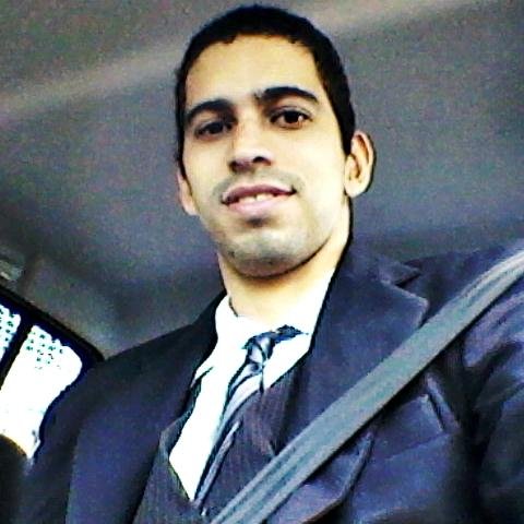 Rafaelins_'s profile picture. 