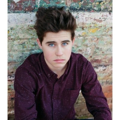 Oh.. Thas Jus Nashtyy ( Just A Fan Account ) i seen carter reynolds 08.9.14 and he kissed my cheeekkkk ❤️❤I talked To nash and hayes on the phone 08.12.14 ❤️❤️