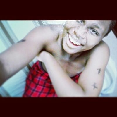 FOLLOW ME ON TWITTER

⇨↗↘⇨ SOPHOMORE

15 YEARS YOUNG
