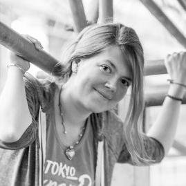 ~What We Dream Comes to Fruition~ Nicole is a writer, parkour-er, & PhD researcher @HumanitiesUoD. Scoping AI in SciFi! All opinions my own. (pic: @Chrisdonia)