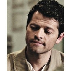 A trenchcoat & tie that's never straight.I don't truly understand. { Gay\18+/ Destiel/Single}