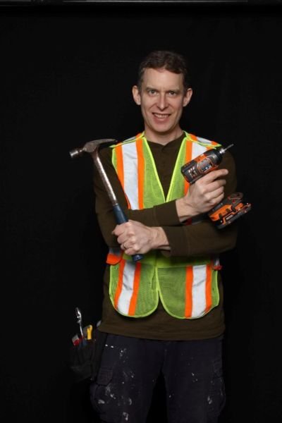 Christian, husband, dad, handyman, volunteer. For all your maintenance & repair needs, call me (and my team of pros, tweeting as @handyman_ottawa) 613-899-9003