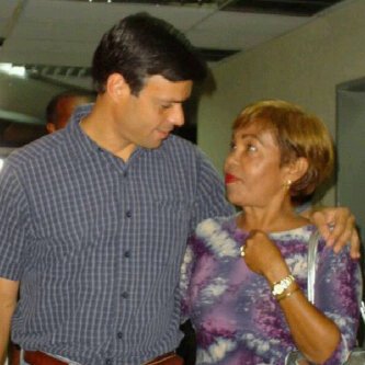 Licenciada en Educación Integral. Amante del Fehg Shui, La Astrología y de la Buena Lectura. Infinitamente Agradecida con Dios por tantas Bendiciones. Gracias.