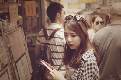 newnewvery's profile picture. Line: newnewvery