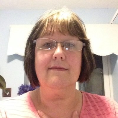 suelking2's profile picture. 