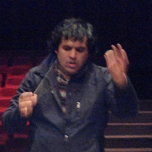 maciator's profile picture. Profesor de Estado, Ex-Músico.
Estudiante de Electricidad , cansado de ser profe...ya mucho ya...