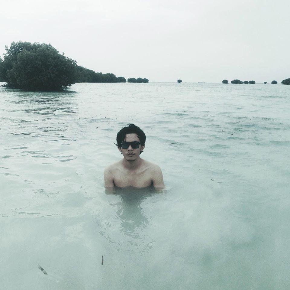 adreljatnika's profile picture. aum