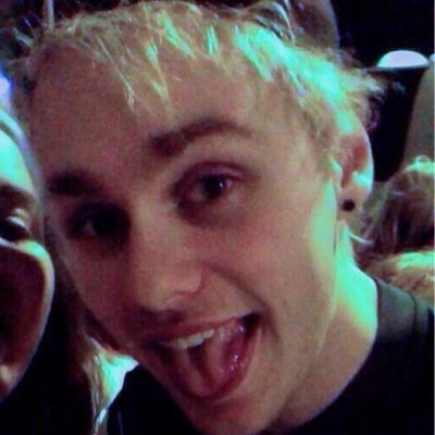 @80sPUNKLUCAS is so rad and guess what!!!! ur even radder!!! u should still follow her though