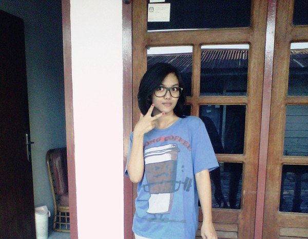memel cantik